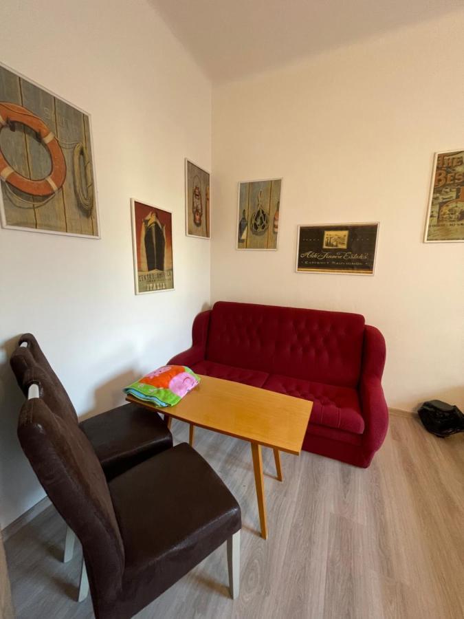 Red&Black Apartment City Centr, Na Hradbach 118 Ostrava Luaran gambar