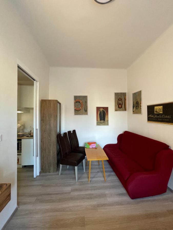 Red&Black Apartment City Centr, Na Hradbach 118 Ostrava Luaran gambar