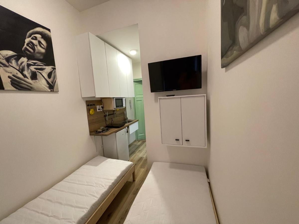 Red&Black Apartment City Centr, Na Hradbach 118 Ostrava Luaran gambar