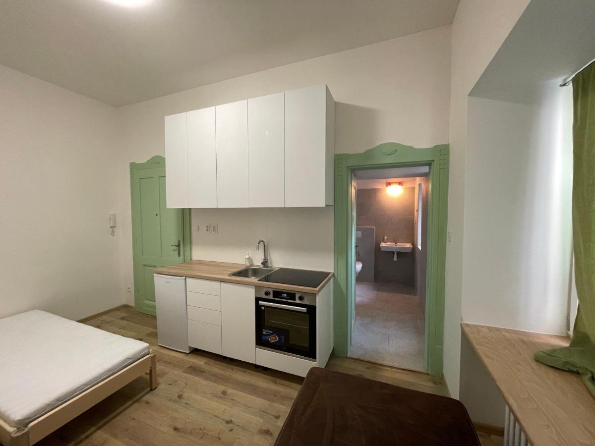 Red&Black Apartment City Centr, Na Hradbach 118 Ostrava Luaran gambar
