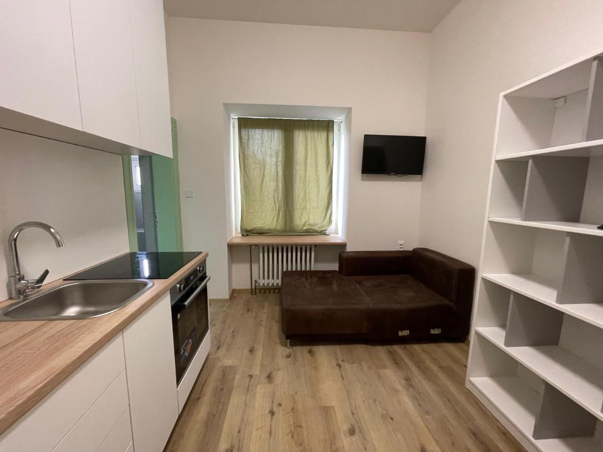 Red&Black Apartment City Centr, Na Hradbach 118 Ostrava Luaran gambar